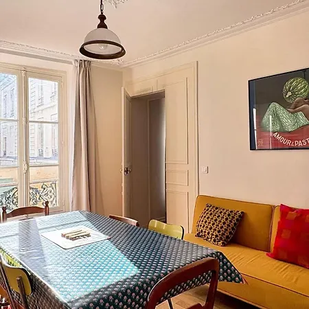 Apartment Large 4-room In 5th Cuvier *