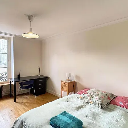 Apartment Large 4-room In 5th Cuvier